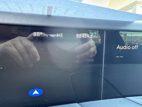 Used 2024 Lincoln Nautilus Reserve w/ Equipment Group 202A AWD/4WD image 24