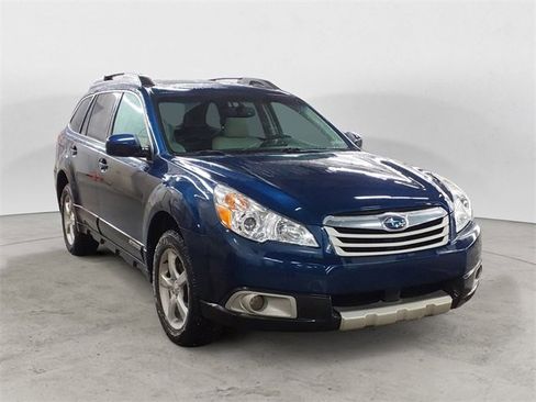 Used 2011 Subaru Outback 2.5i Limited image 7