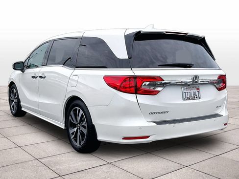 Used 2018 Honda Odyssey Elite image 14