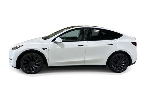 Certified 2023 Tesla Model Y Performance AWD/4WD image 3