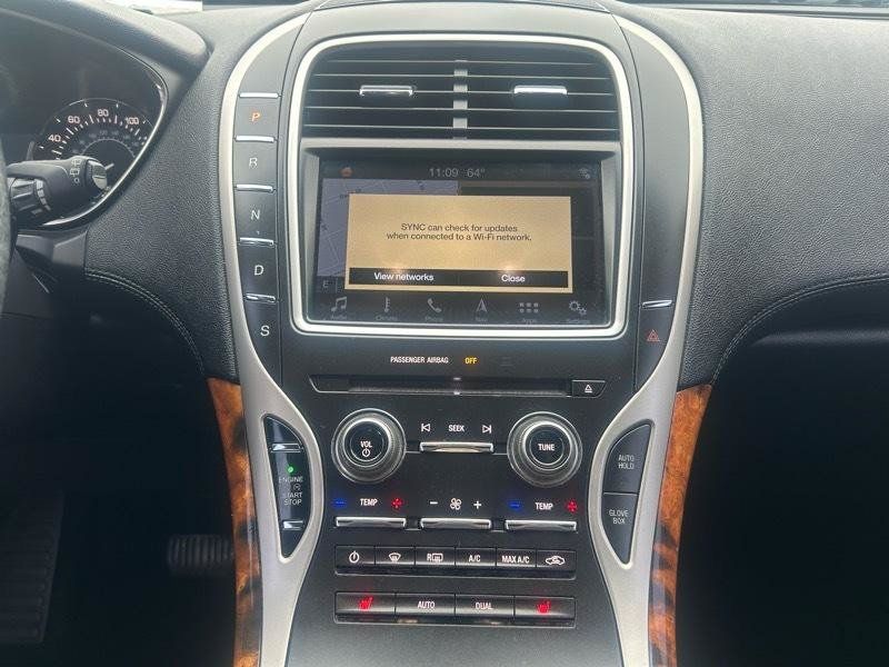 Used 2016 Lincoln MKX Select w/ Select Plus Package FWD image 12