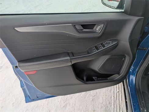 Used 2023 Ford Escape Active image 6