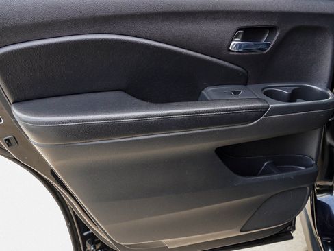 Used 2018 Honda Pilot EX-L image 25