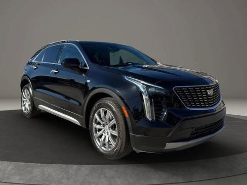 Used 2020 Cadillac XT4 Premium Luxury w/ Cold Weather Package AWD/4WD image 1