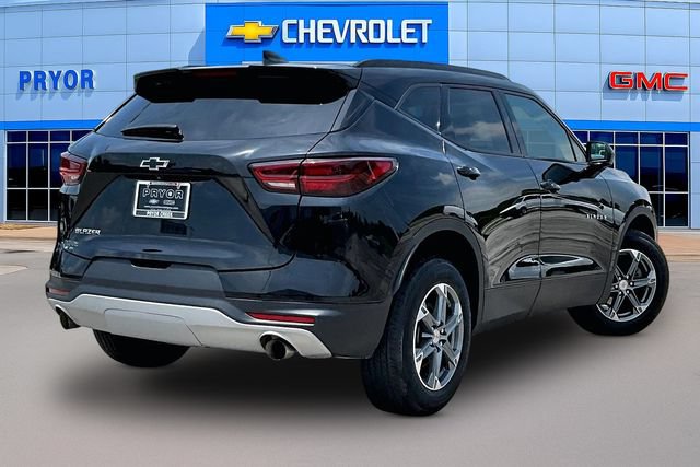 Used 2024 Chevrolet Blazer LT w/ Convenience Package FWD image 5