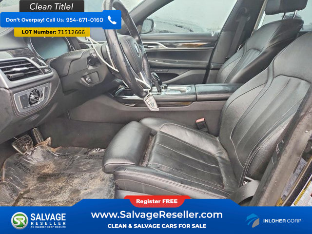 Used 2019 BMW 740i w/ Executive Package RWD image 9