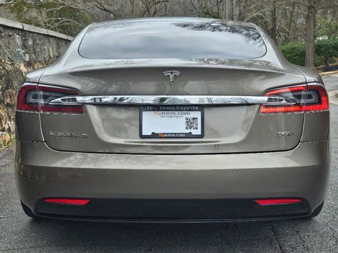 Used 2016 Tesla Model S 90D image 6