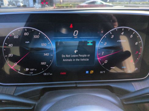 Used 2025 Mercedes-Benz C 300 Sedan image 21