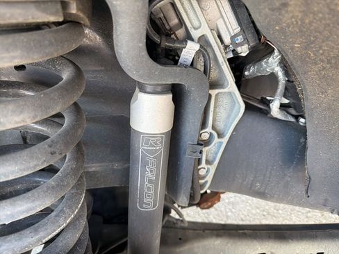 Used 2024 Ford F350 Lariat w/ Lariat Ultimate Package image 6