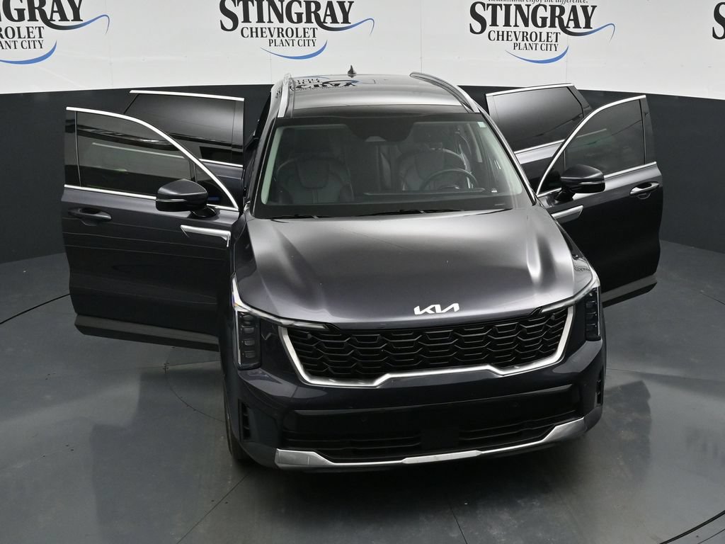 Used 2025 Kia Sorento S w/ Panoramic Sunroof Package FWD image 34
