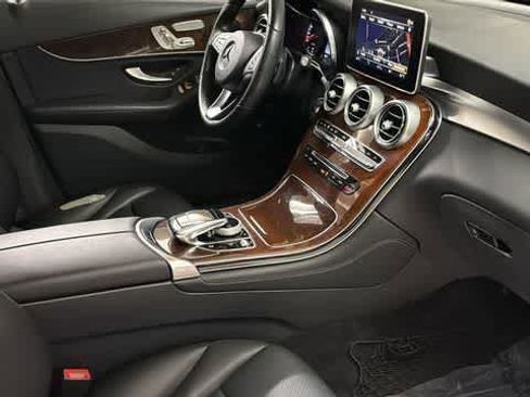 Used 2018 Mercedes-Benz GLC 300 4MATIC image 35