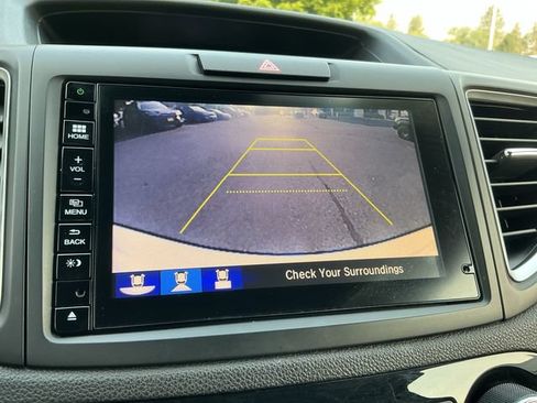 Used 2016 Honda CR-V Touring image 16