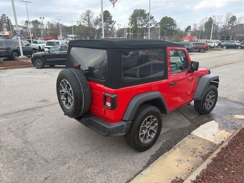 Used 2024 Jeep Wrangler Sport S image 6