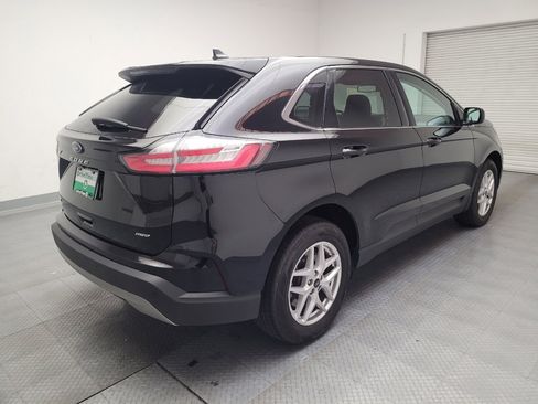 Used 2023 Ford Edge SEL image 9