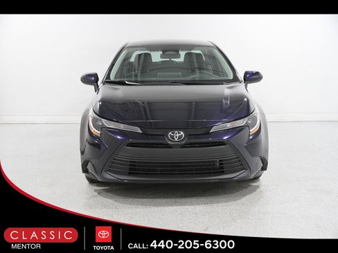 Certified 2023 Toyota Corolla LE image 2