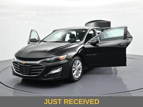 Used 2023 Chevrolet Malibu LT FWD image 31