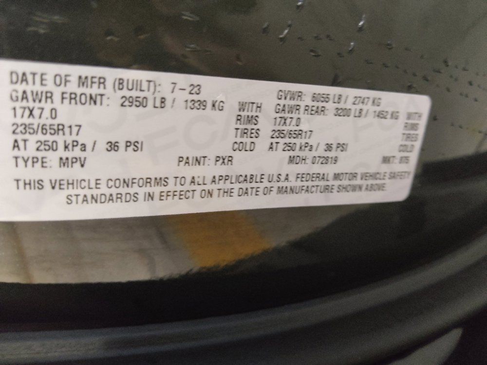 Used 2023 Chrysler Voyager LX FWD image 33