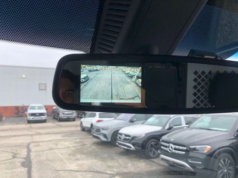 Used 2019 Freightliner Sprinter 2500 w/ Driver Convenience Package RWD image 20