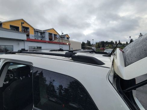 Used 2012 Dodge Journey SXT image 24