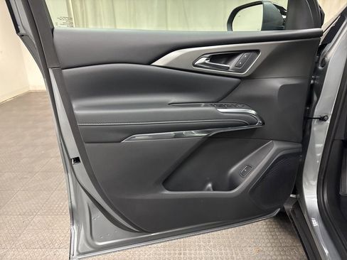 New 2026 Chevrolet Traverse LT w/ Sun and Wheel Package image 23
