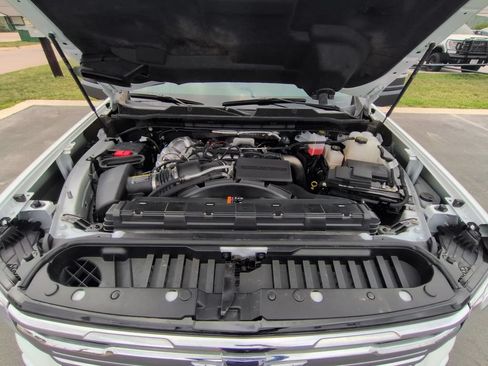 Certified 2025 Chevrolet Silverado 2500 LTZ w/ LTZ Convenience Package AWD/4WD image 28
