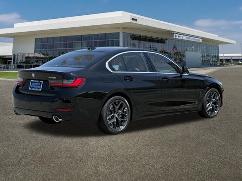 New 2026 BMW 330i Sedan RWD image 10