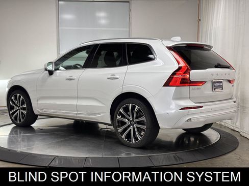 Used 2023 Volvo XC60 B6 Ultimate w/ Protection Package Premier AWD/4WD image 7