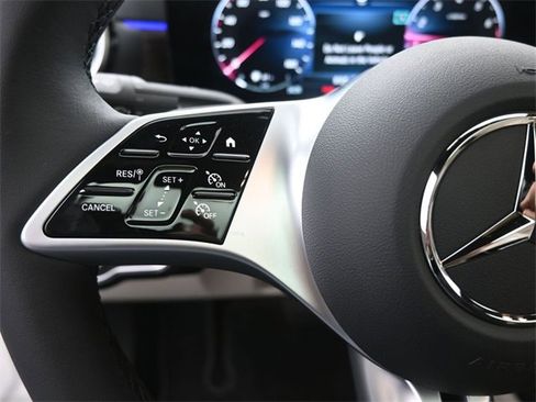 Used 2026 Mercedes-Benz CLA 250 image 2