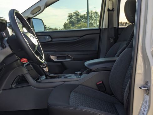 New 2025 Ford Ranger XLT w/ FX4 Off-Road Package image 21