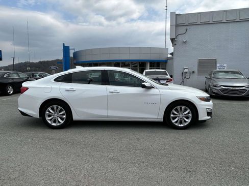 Used 2024 Chevrolet Malibu LT FWD image 2