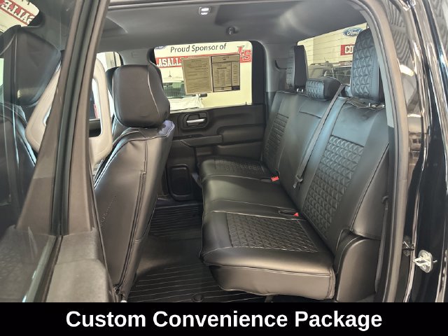 Used 2021 Chevrolet Silverado 2500 Custom w/ Custom Value Package AWD/4WD image 5