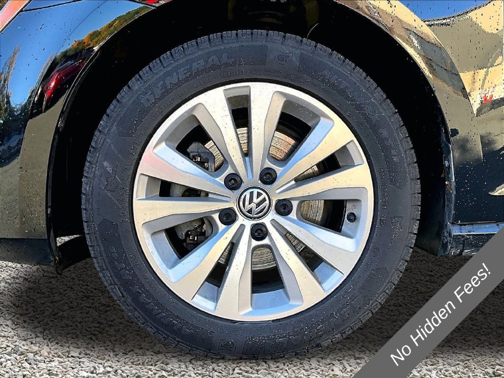 Used 2017 Volkswagen Golf S AWD/4WD image 8