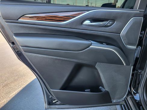 Certified 2023 Cadillac Escalade Premium Luxury w/ LPO, Radiant Package image 20