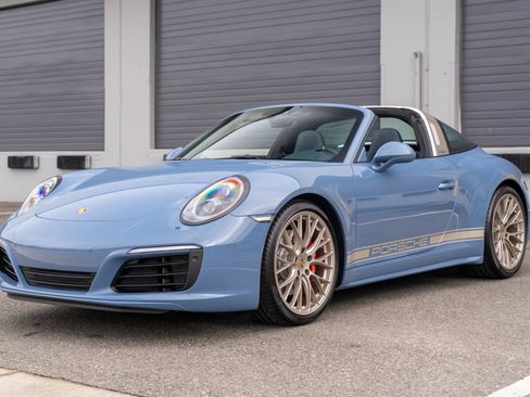 Used 2017 Porsche 911 Targa 4S AWD/4WD image 11