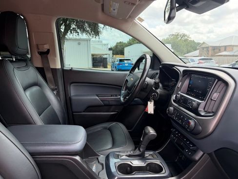 Used 2021 Chevrolet Colorado Z71 w/ Safety Package RWD image 28