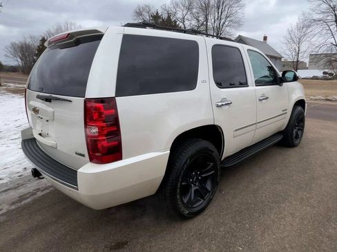 Used 2010 Chevrolet Tahoe LTZ image 5