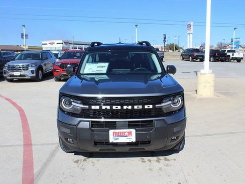 New 2025 Ford Bronco Sport Outer Banks w/ Outer Banks Tech Package+ AWD/4WD image 2