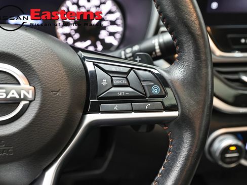 Used 2023 Nissan Altima 2.0 SR FWD image 16