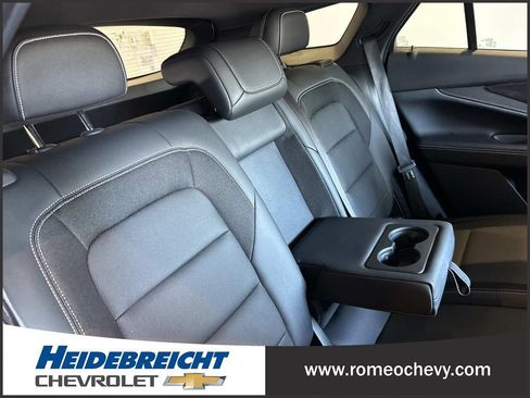 Used 2024 Chevrolet Blazer EV LT AWD/4WD image 32