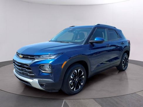 Used 2023 Chevrolet TrailBlazer LT FWD image 1