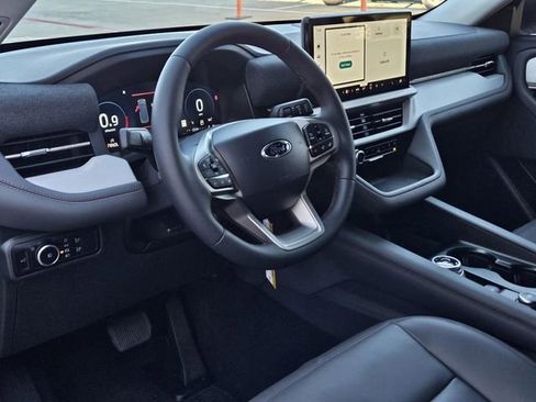 New 2026 Ford Explorer Active image 23