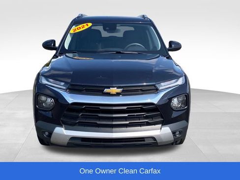Used 2021 Chevrolet TrailBlazer LT w/ Convenience Package AWD/4WD image 2