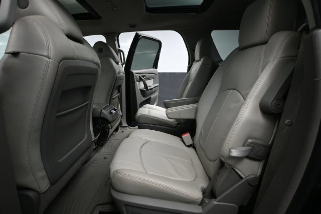 Used 2015 GMC Acadia SLT w/ Open Road Package AWD/4WD image 32