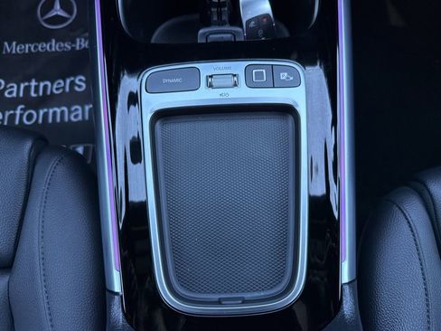 Certified 2025 Mercedes-Benz GLA 250 4MATIC image 23