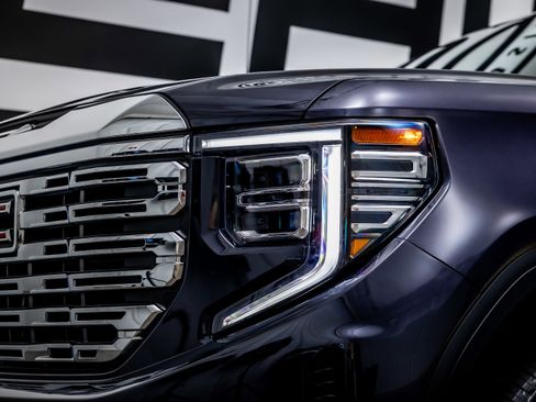 Used 2025 GMC Sierra 1500 Denali w/ Denali Reserve Package image 14