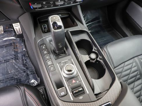 Used 2019 Maserati Levante Trofeo image 39