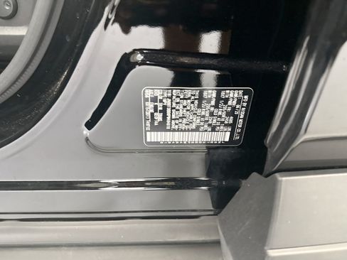 Used 2023 Nissan Rogue SV AWD/4WD image 23