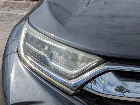 Used 2017 Honda CR-V Touring image 10