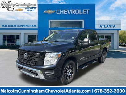 Used 2021 Nissan Titan SV w/ SV Convenience Package