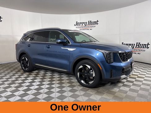 Used 2025 Kia Sorento SX Prestige AWD/4WD image 4